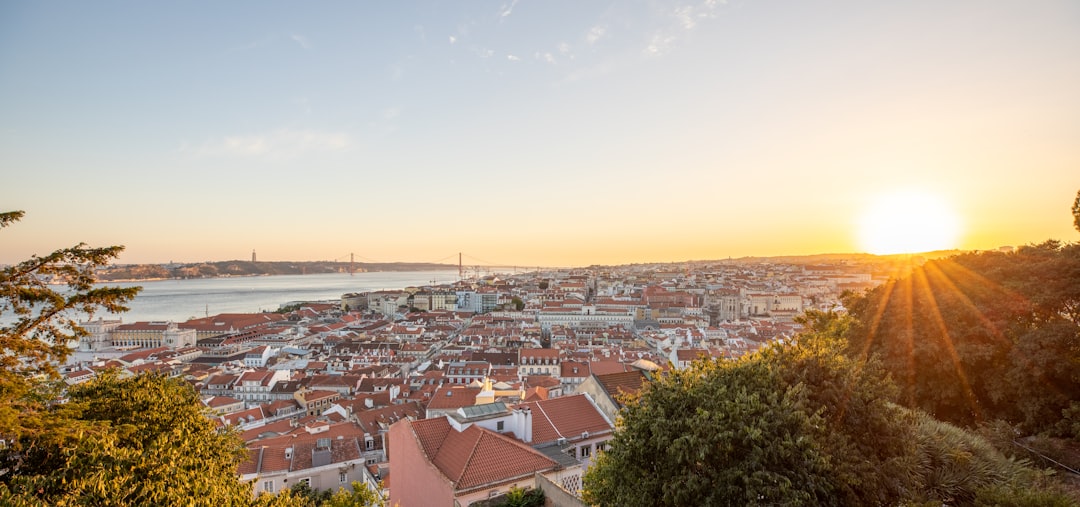 Portugalia z dziećmi – rodzinne atrakcje i praktyczne wskazówki