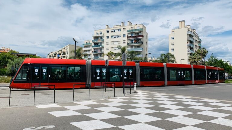 Transport publiczny w Portugalii – pociągi, autobusy, metro