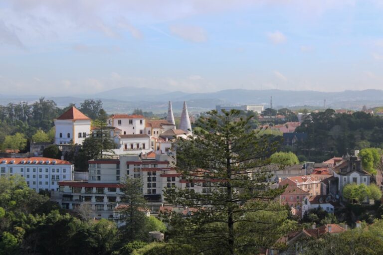 Evora: Jak poznać historyczne serce Alentejo?