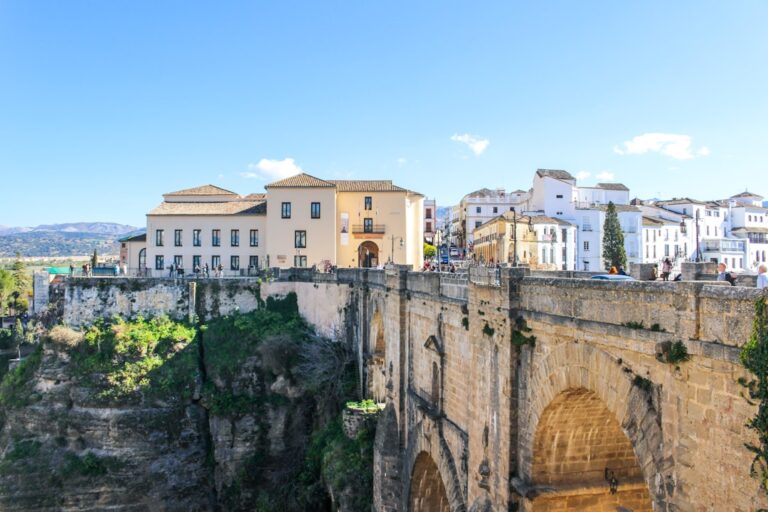 Gdzie na wczasy w Portugalii? Poradnik wyboru regionu